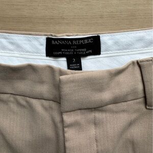 Banana Republic Tan Tailored Trousers (Size 2)
